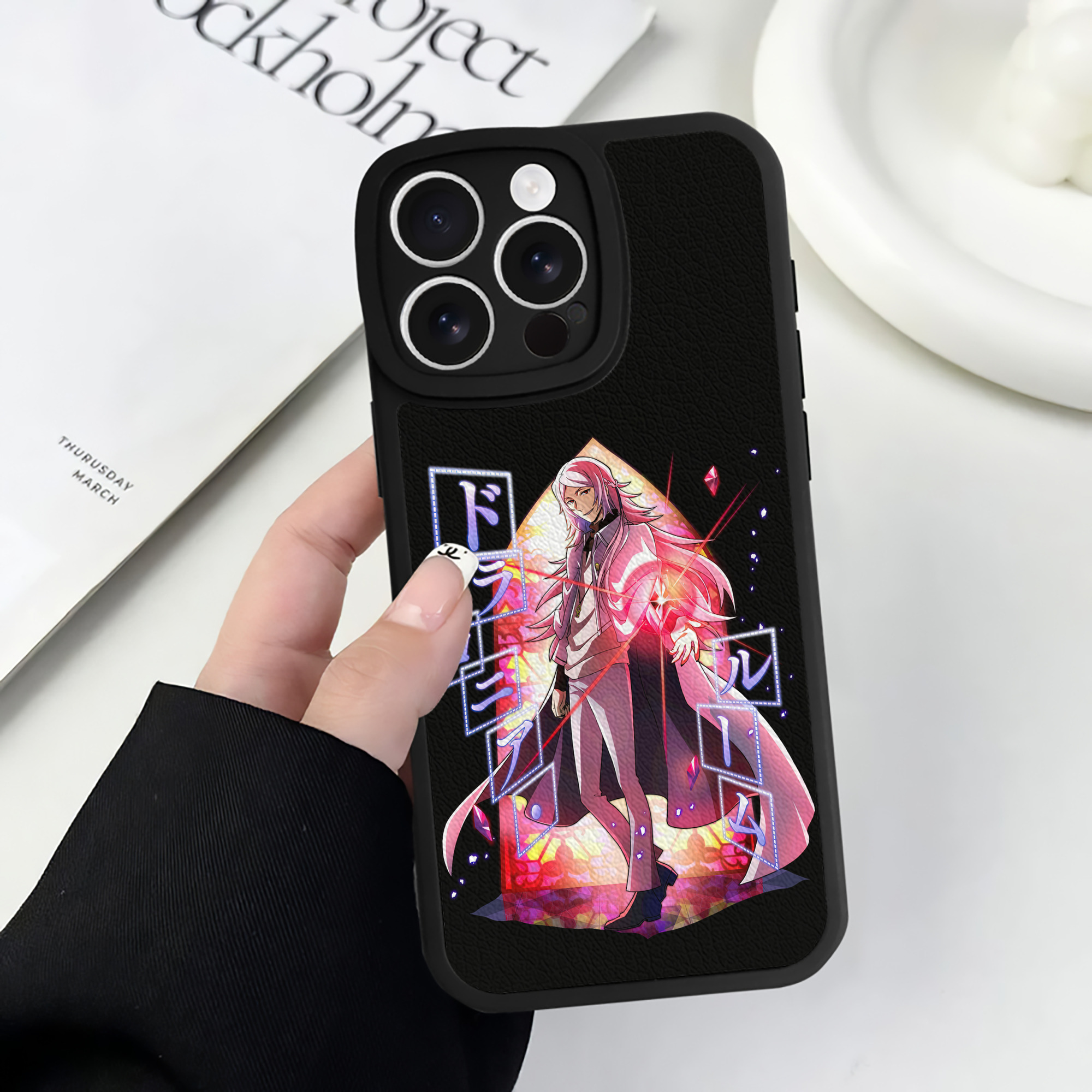 （画像用） 文豪ストレイドッグス Bungo Stray Dogs 【iPhone 16シリーズ対応】シリコンスマホケース（レザー調） 材質：シリコン
